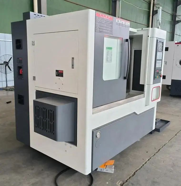 Токарный станок с ЧПУ REALREZ TСK 400x400 с наклонной станиной 