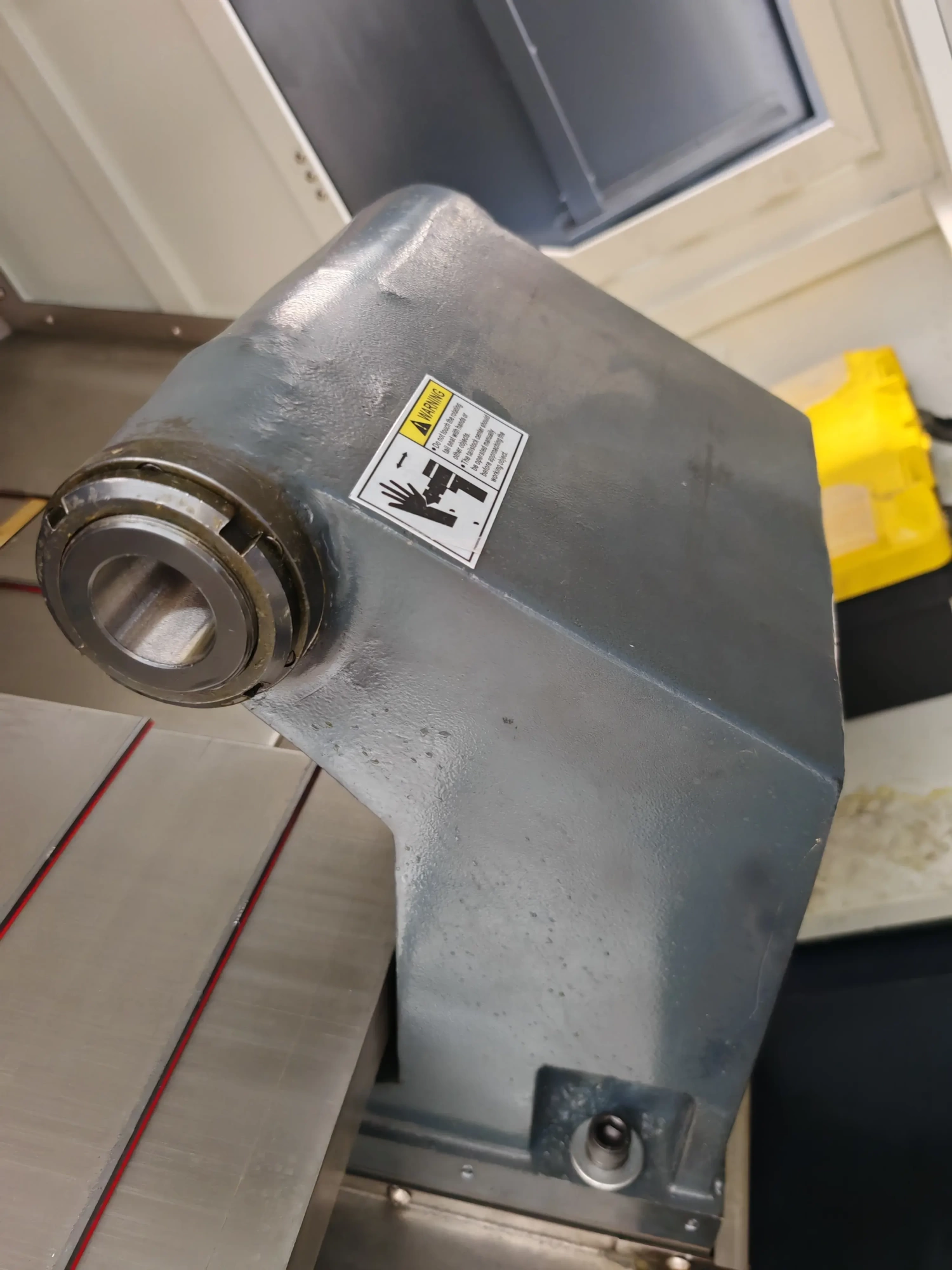 Токарный станок с ЧПУ REALREZ ТCK 600x1000 с наклонной станиной (Ось Y и GSK988Ta)