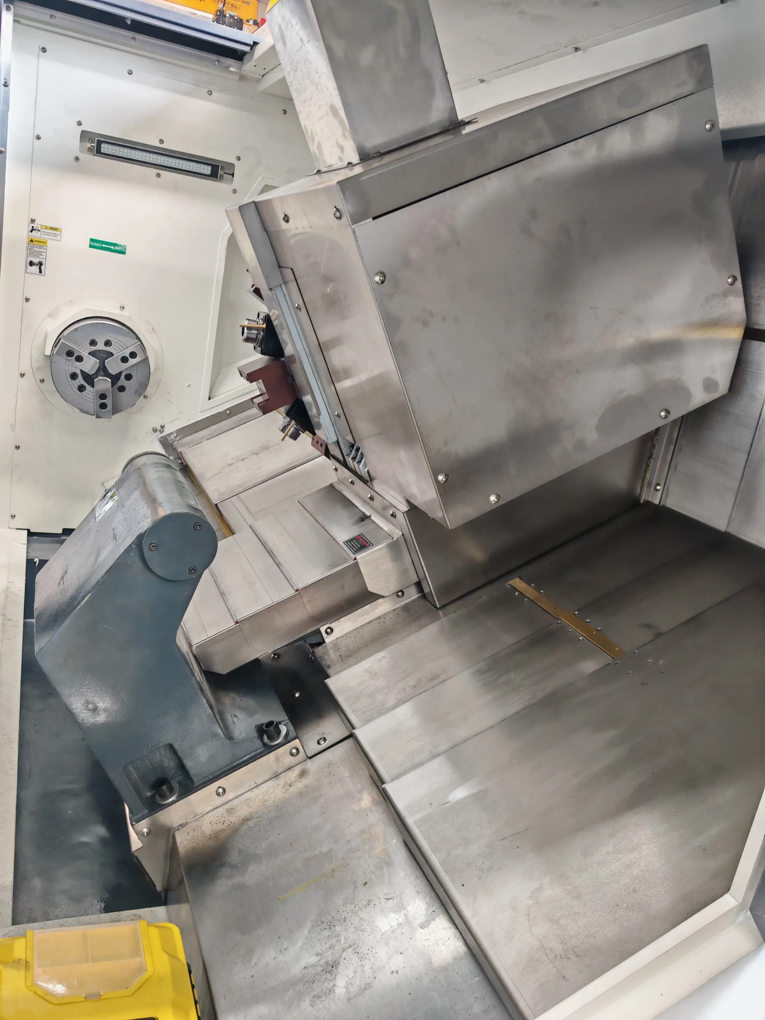 Токарный станок с ЧПУ REALREZ ТCK 600x1000 с наклонной станиной (Ось Y и GSK988Ta)