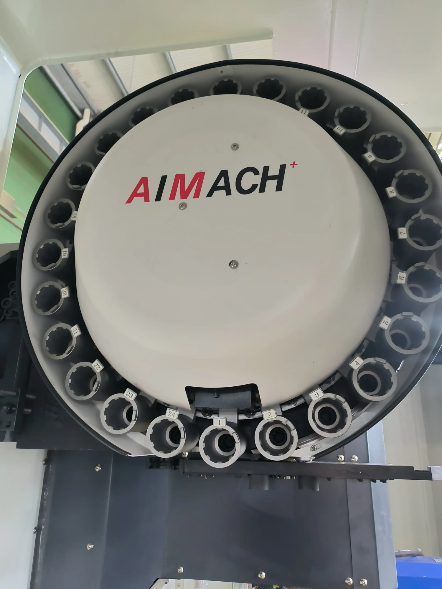 Фрезерный обрабатывающий центр с ЧПУ VMC850 (4-ая ось + Siemens 828D)